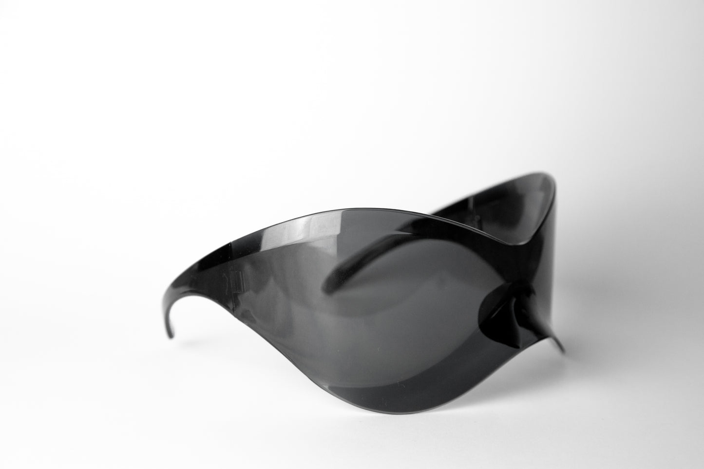 Unisex Streetwear & Y2K Glasses "FLY"
