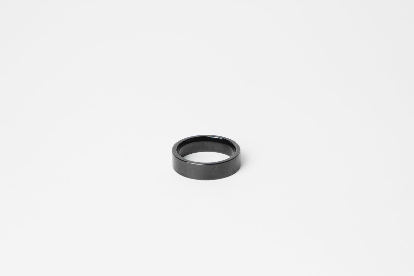 Unisex Classic and Casual style ring