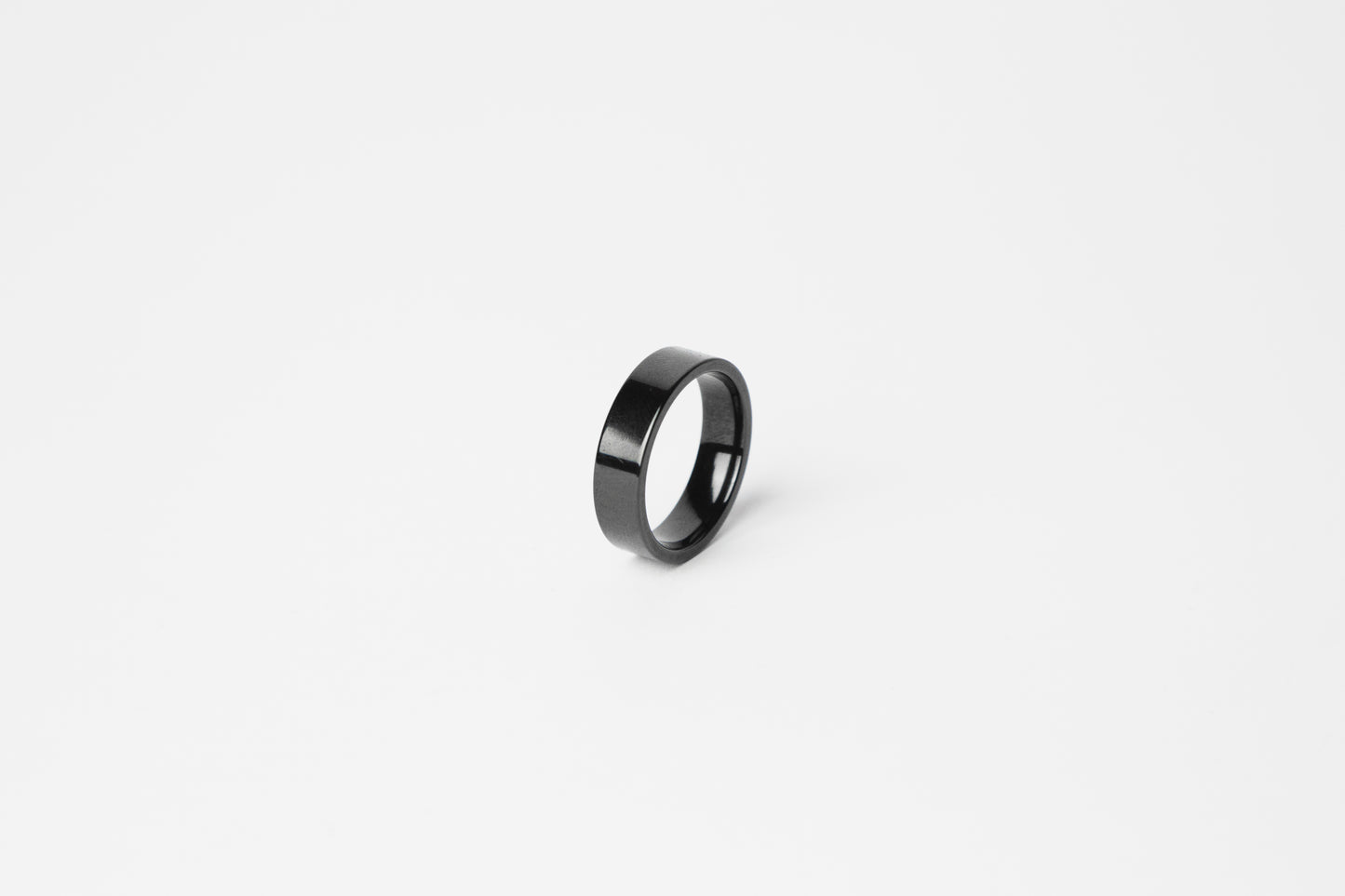Unisex Classic and Casual style ring